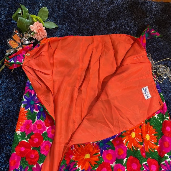 Beautiful Beach Wrap 🏖 🌺 💖 - Picture 4 of 11